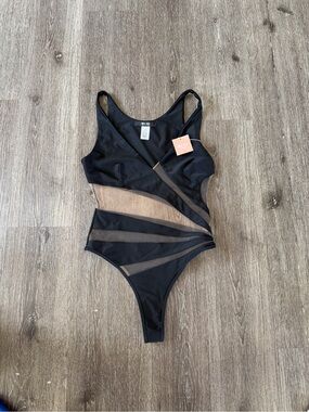 Miss Lola Black Scoop-Neck One-Piece